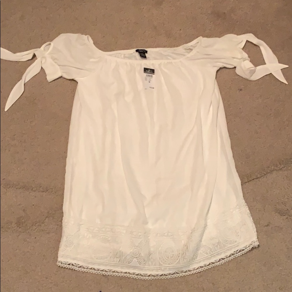 Never been worn before.
